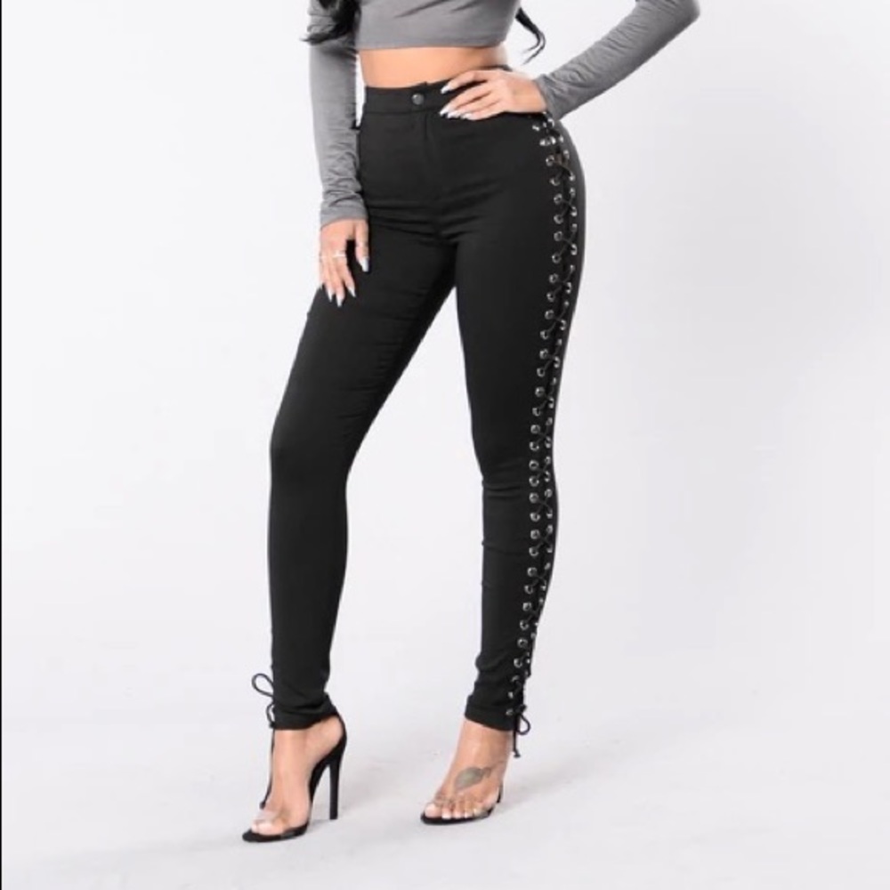 push and shove pants by FashionNova